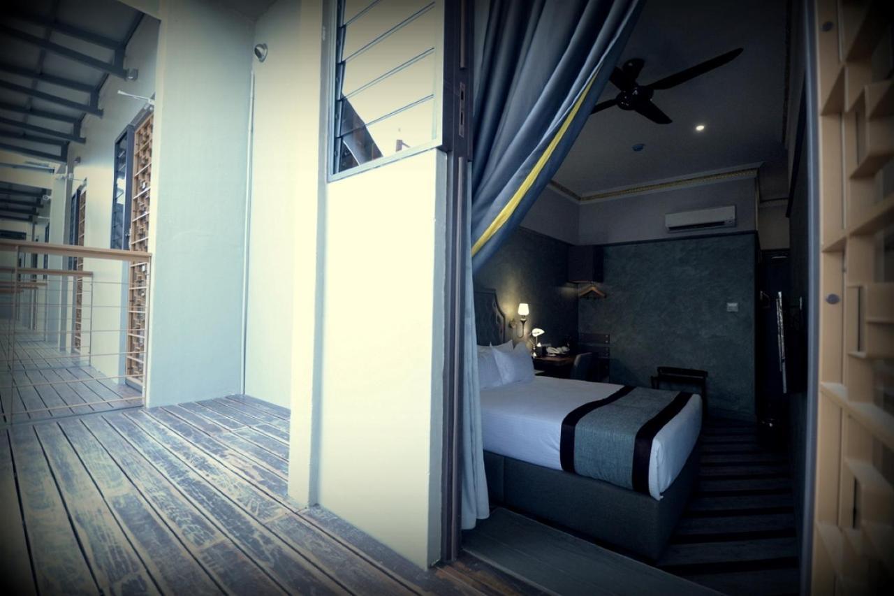 1969 Business Suites @ Ipoh Garden Екстер'єр фото