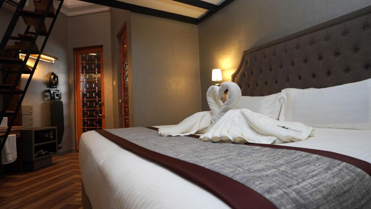 1969 Business Suites @ Ipoh Garden Екстер'єр фото